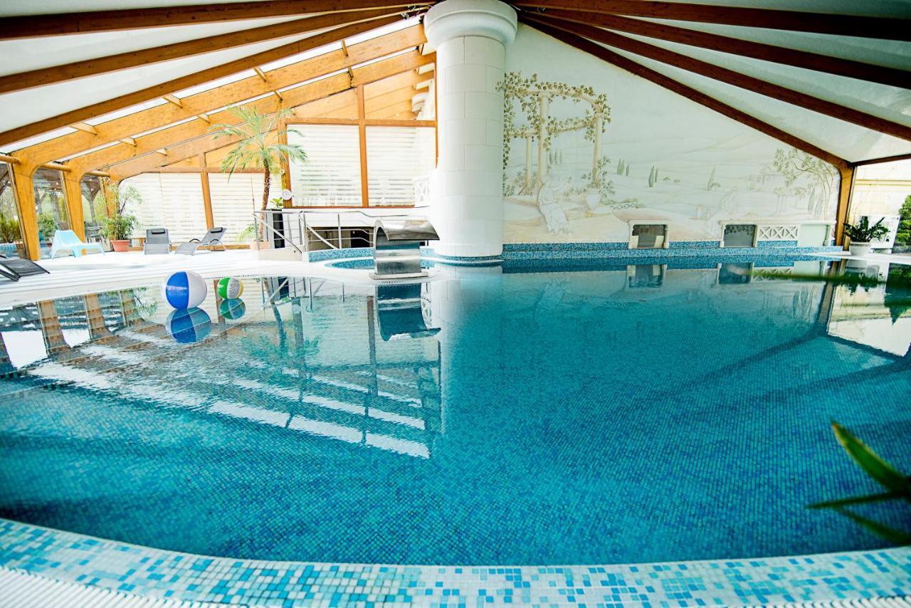 Palac Piorunow & Spa Kwiatkowice Ngoại thất bức ảnh
