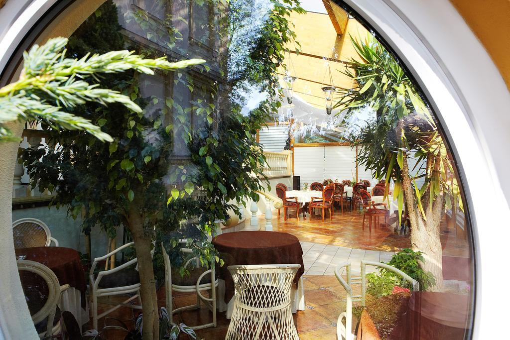 Palac Piorunow & Spa Kwiatkowice Ngoại thất bức ảnh