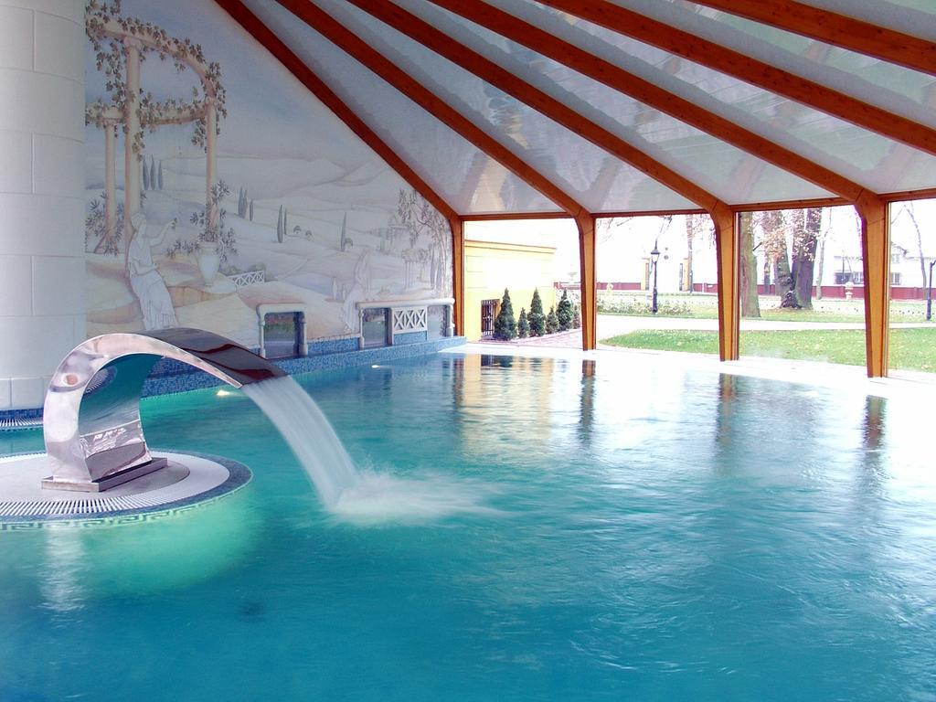 Palac Piorunow & Spa Kwiatkowice Ngoại thất bức ảnh