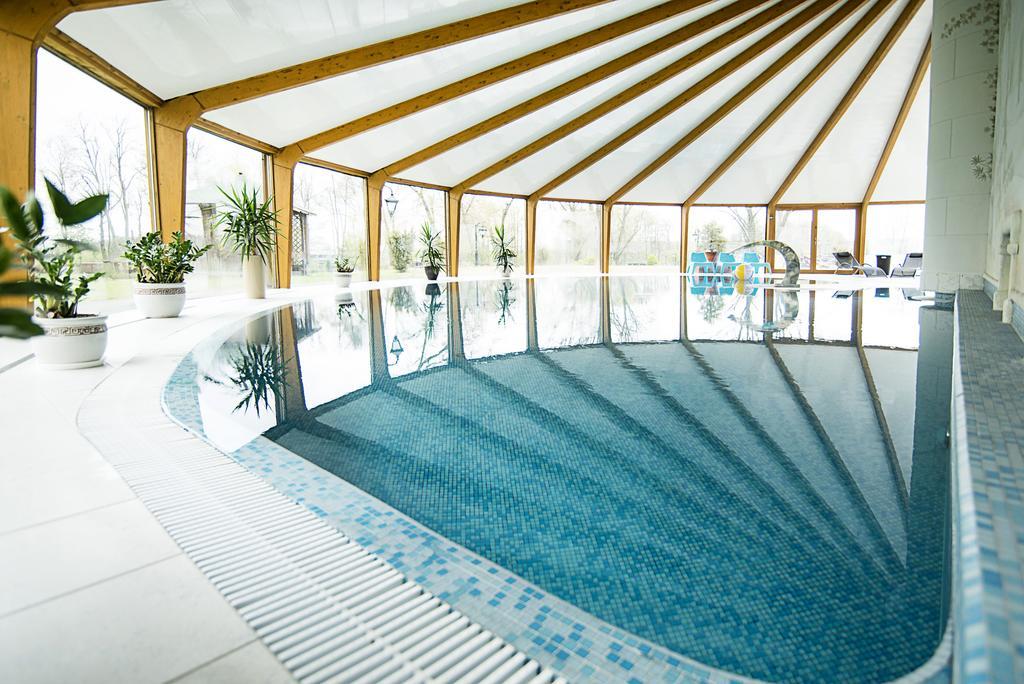 Palac Piorunow & Spa Kwiatkowice Ngoại thất bức ảnh